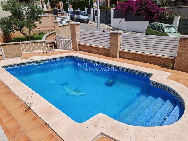 Chalet en alquiler en Calafell, Tarragona