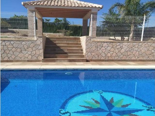 Casa en alquiler en Pliego