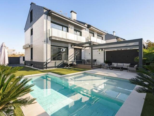Chalet en alquiler en Rivas-vaciamadrid, Madrid