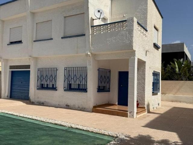 Villa en alquiler en Roquetas De Mar Villa en alquiler en Roquetas De Mar