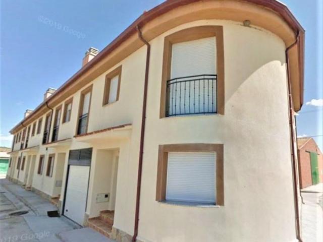 Chalet en alquiler en Salobral, Ávila