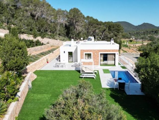 Chalet en alquiler en Santa Eulalia Del Río, Baleares