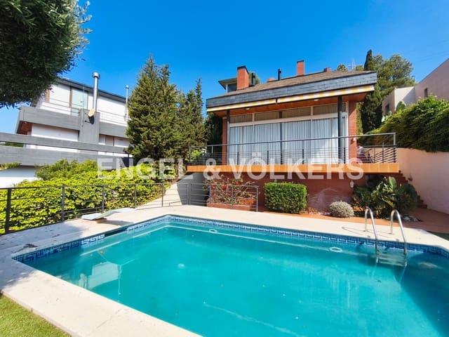 Villa en alquiler en Sant Just Desvern