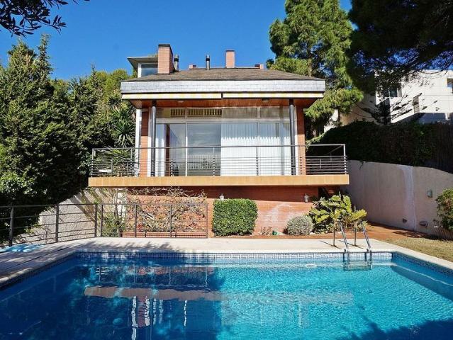 Villa en alquiler en Sant Just Desvern