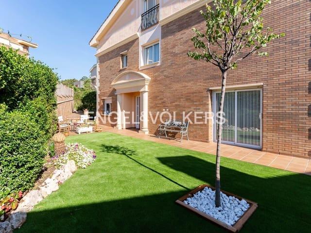 Villa en alquiler en Sant Vicenç De Montalt