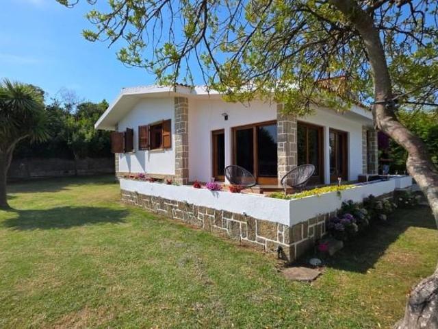 Villa en alquiler en Sanxenxo, Paxariñas