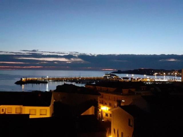 Chalet en alquiler en Sanxenxo, Palacios