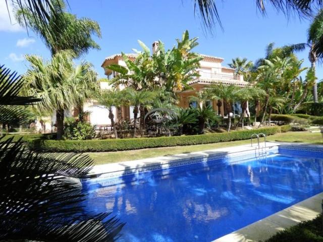 Villa en alquiler en San Roque