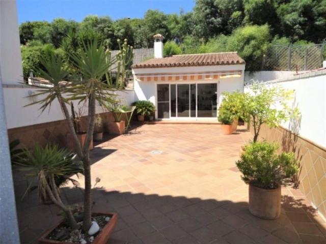 Villa en alquiler en San Roque