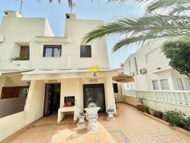 Villa en alquiler en Torrevieja, Casa Jardin