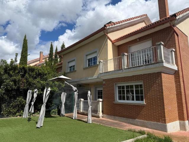 Chalet en alquiler en Sotoverde, Arroyo De La Encomienda