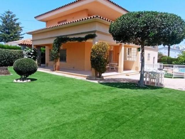 Villa en alquiler en Vinaròs