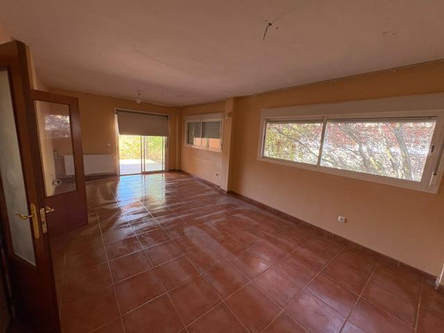 Chalet en venta en Urbanización Medina Azahara, Chiloeches