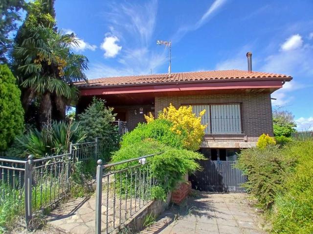 Chalet en venta en Villarejo De Órbigo, Castilla y León