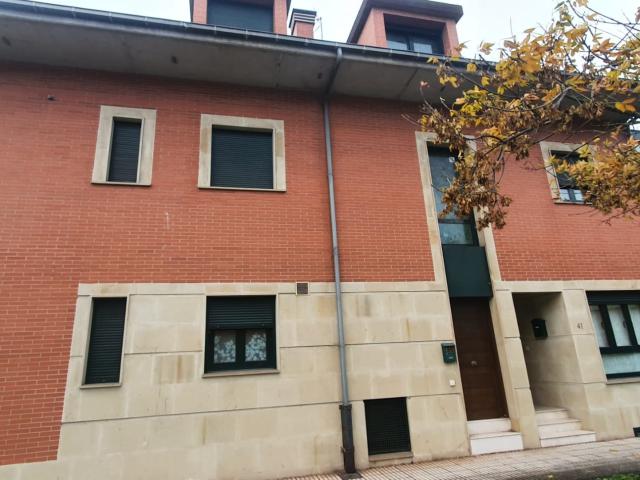 Chalet en venta en Tremañes, Gijón