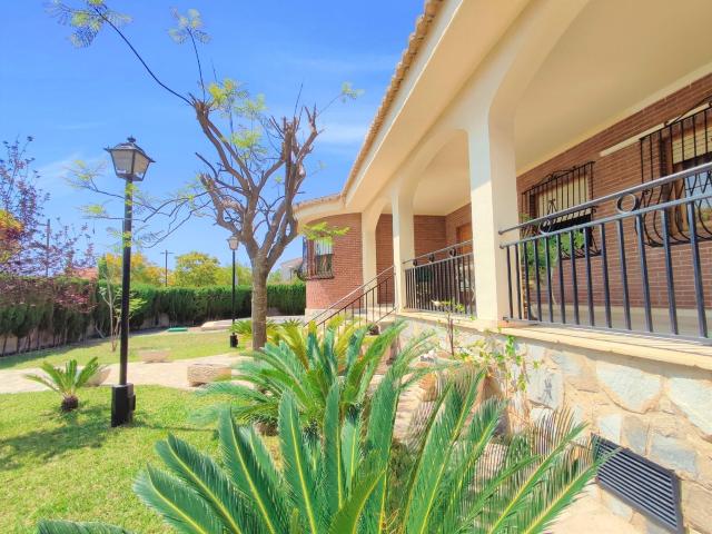 Villa en venta en San Vicente Del Raspeig, Haygón