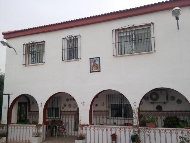Casa en venta en Chiclana De Segura, Andalucía