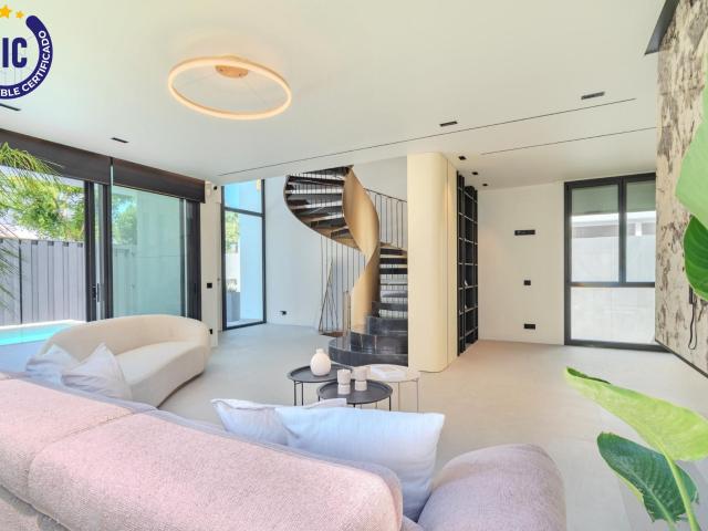 Casa en venta en la Plana Alta, Valencia