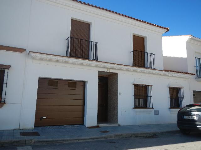 Villa en venta en Llerena