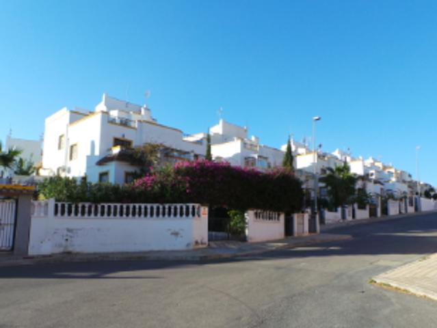 Chalet en venta en Playa Flamenca II, el Baix Segura / La Vega Baja