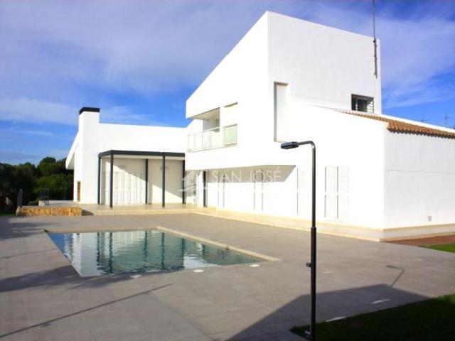 Casa en venta en el Vinalopó Mitjà / El Vinalopó Medio, Valencia