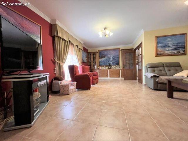 Casa en venta en Puerto de la Torre, Málaga-Costa del Sol