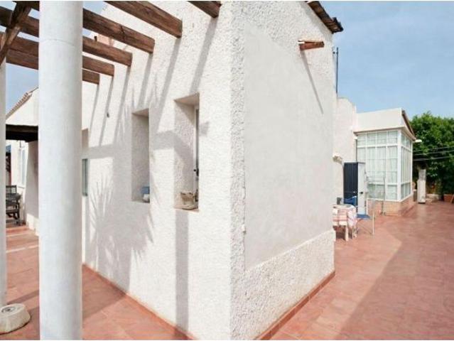 Casa en venta en Retamar, Almería