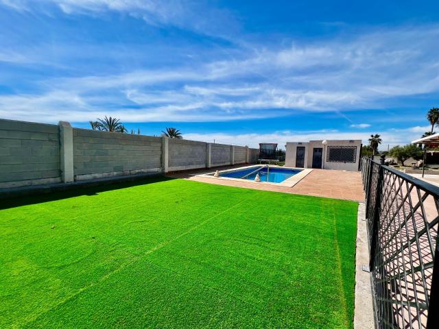 Casa en venta en Villajoyosa, l'Ermita