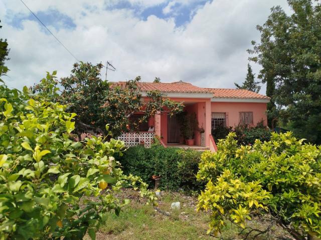 Casa en venta en Pedralba, La Serranía