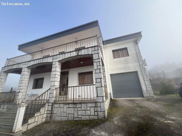 Casa en venta en Santa Mariña do Monte, Ourense