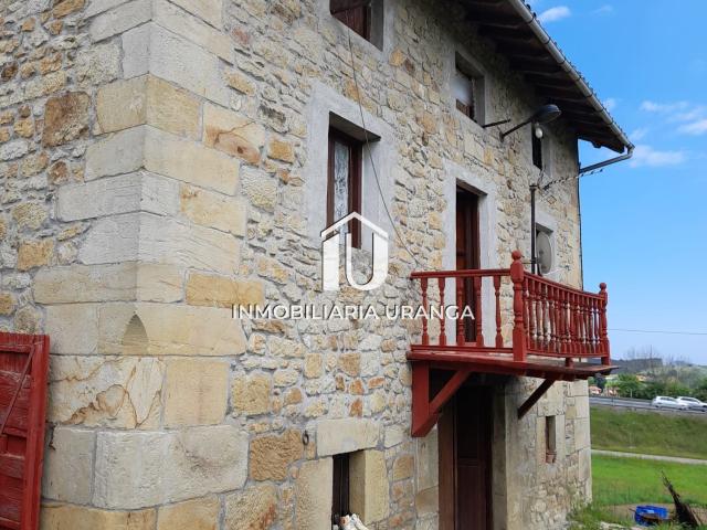 Casa en venta en Bárcena de Cicero, Cantabria