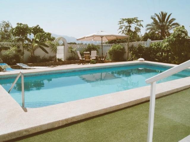 Casa en venta en Benidorm, Urbanización Barrina