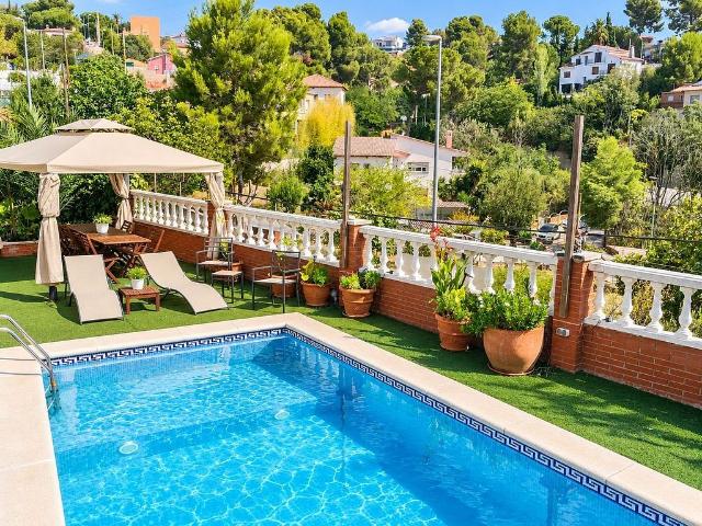 Chalet en venta en Abrera, Barcelona