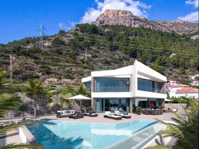 Villa en venta en Adsubia