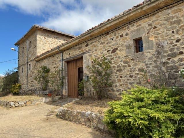 Chalet en venta en Aguilar De Campoo, Castilla y León