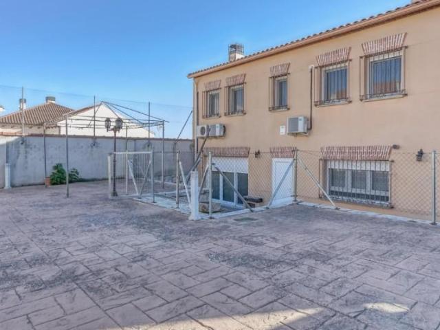 Chalet en venta en Valdeolmos-alalpardo, Madrid