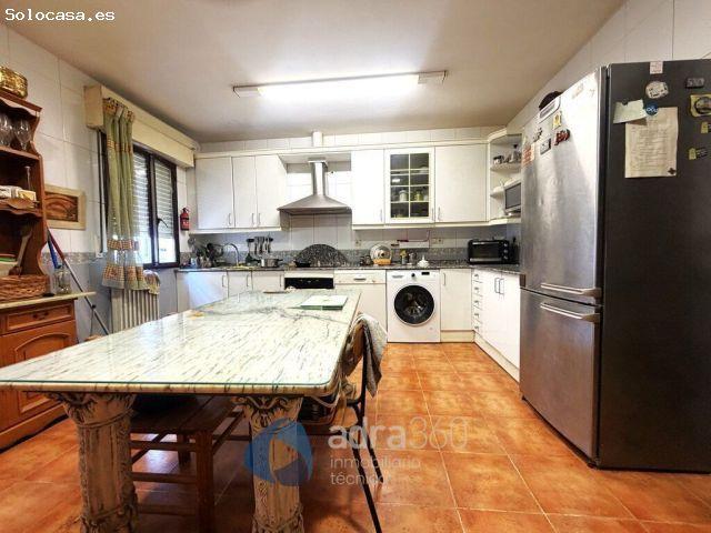 Casa en venta en Albelda De Iregua, La Rioja