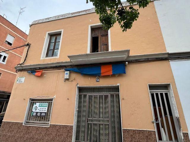 Chalet en venta en Alberic, València / Valencia