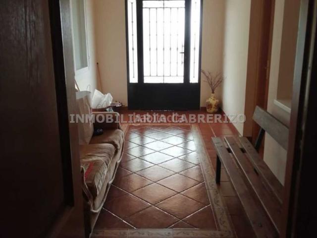 Chalet en venta en Alberite, La Rioja