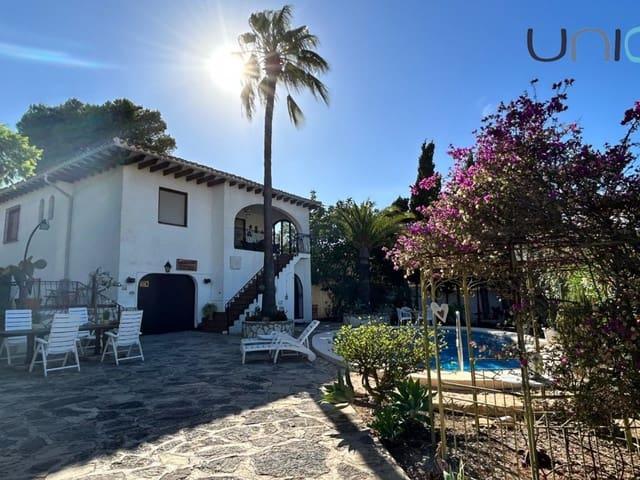 Villa en venta en Altea
