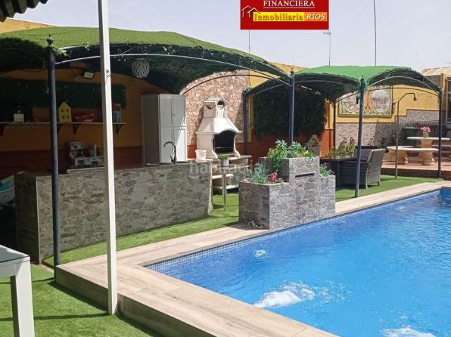 Chalet en venta en Alcalá De Guadaíra, Andalucía
