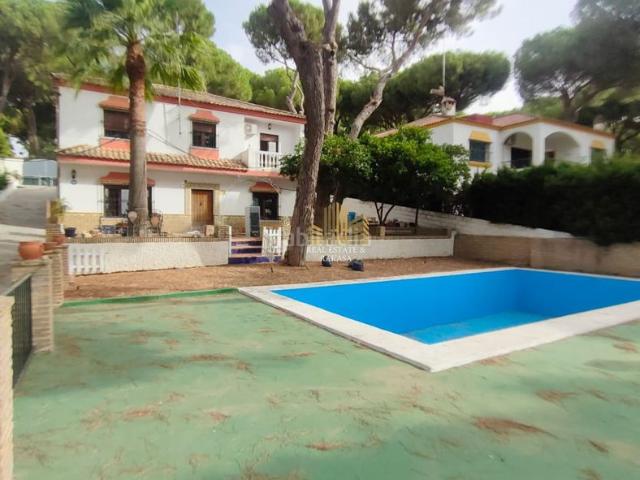 Chalet en venta en Alcalá De Guadaíra, Andalucía
