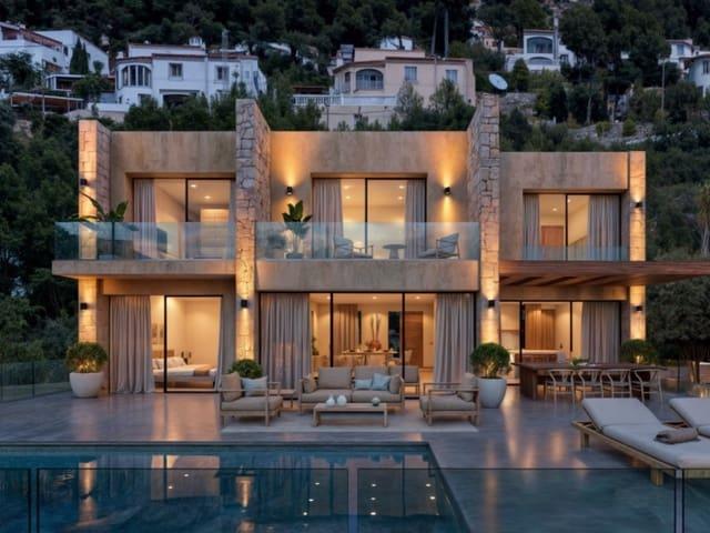 Villa en venta en Alcalalí
