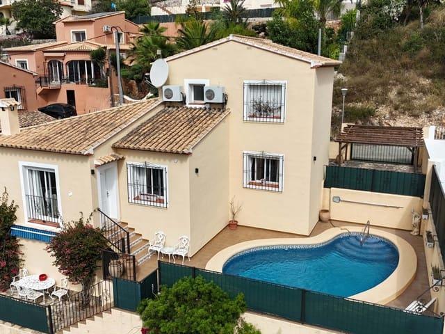 Villa en venta en Alcalalí