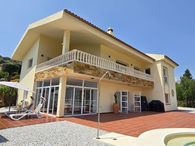 Chalet en venta en Alcaucín, Málaga