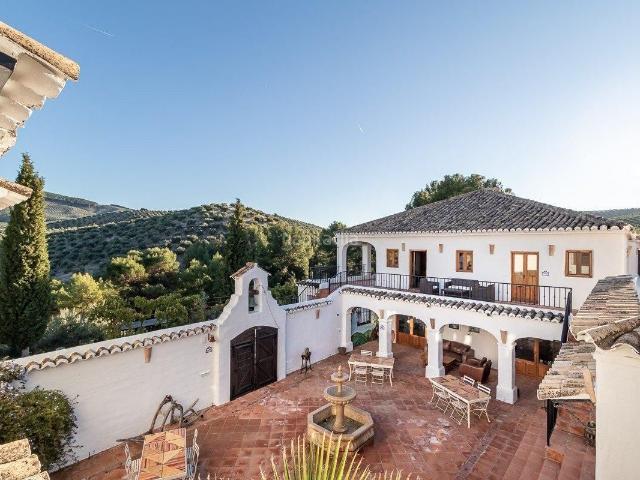 Chalet en venta en Alcaudete, Andalucía