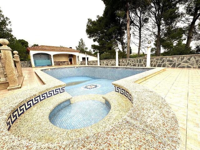 Villa en venta en Alcover
