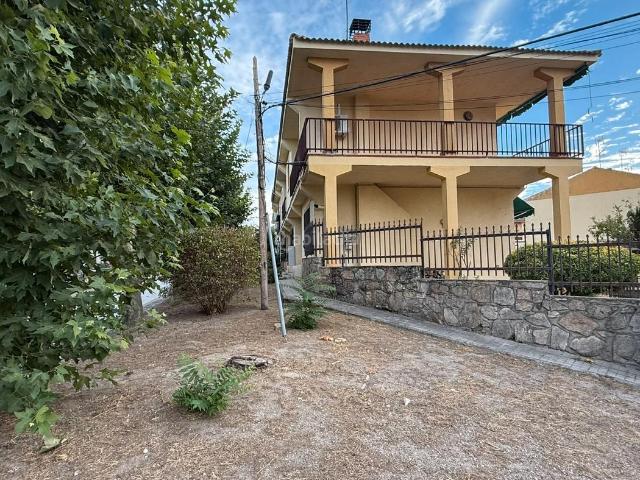 Chalet en venta en Aldea Del Fresno, Madrid