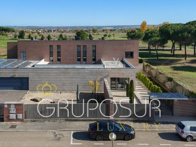 Chalet en venta en Aldeamayor De San Martín, Valladolid