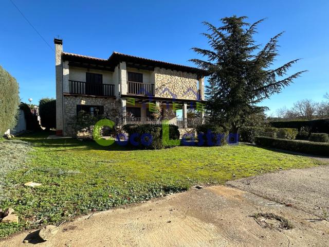 Chalet en venta en Aldeatejada, Salamanca